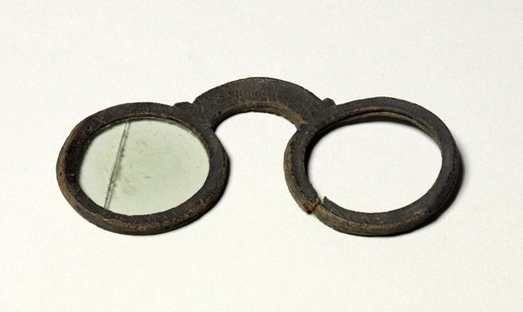 Oldest pair of eyeglasses wearable technology